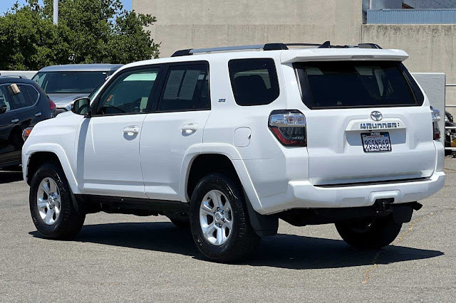 2023 Toyota 4Runner SR5 Premium