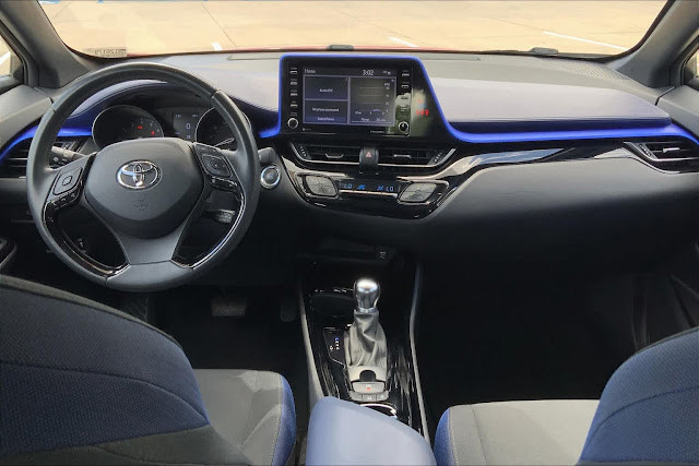 2021 Toyota C-HR XLE