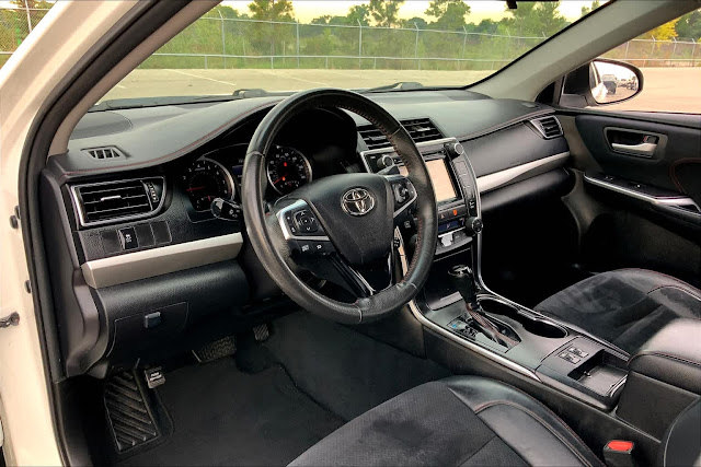 2017 Toyota Camry XSE