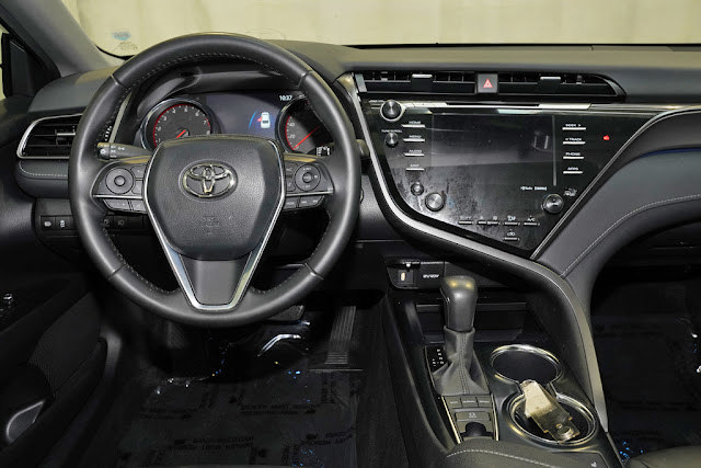 2020 Toyota Camry XSE