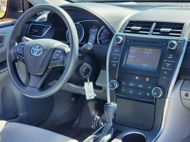 2016 Toyota Camry 4dr Sdn I4 Auto LE
