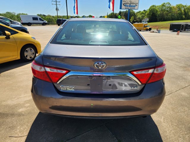 2016 Toyota Camry 4dr Sdn I4 Auto LE