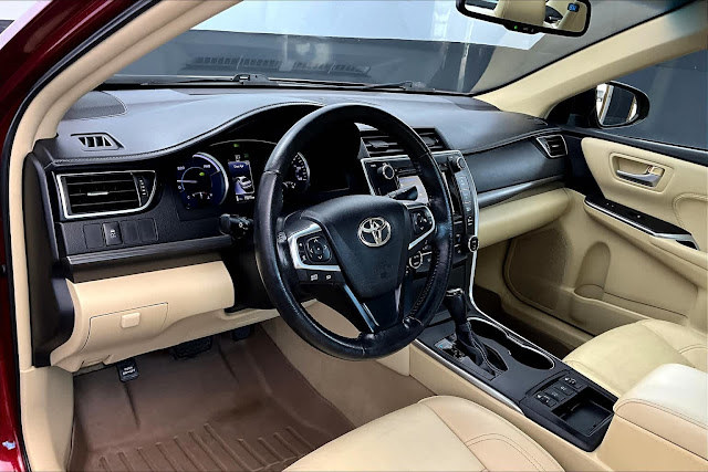 2015 Toyota Camry Hybrid XLE