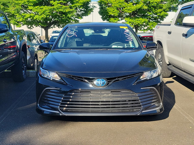 2022 Toyota Camry Hybrid LE