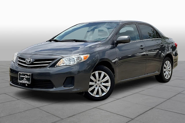 2013 Toyota Corolla LE