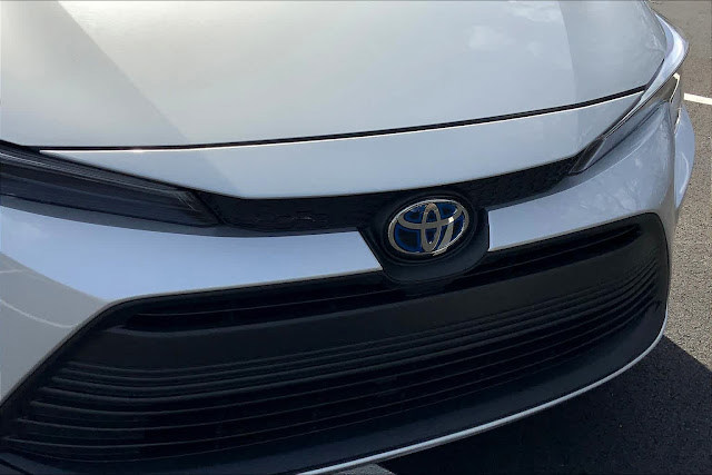 2023 Toyota Corolla Hybrid LE