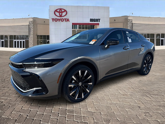 2024 Toyota Crown Platinum