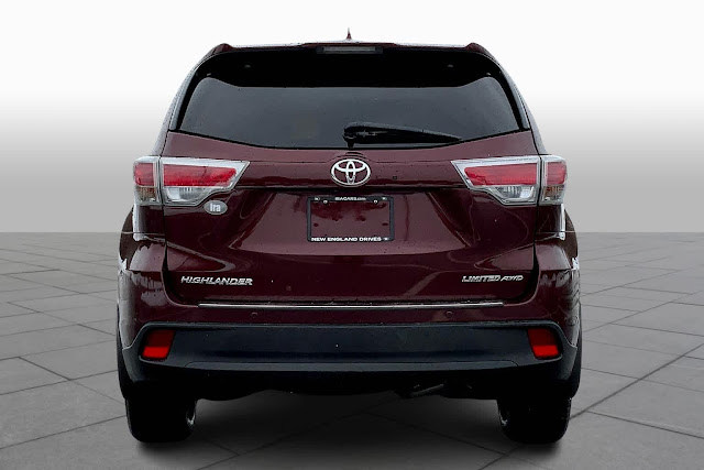 2016 Toyota Highlander Limited Platinum