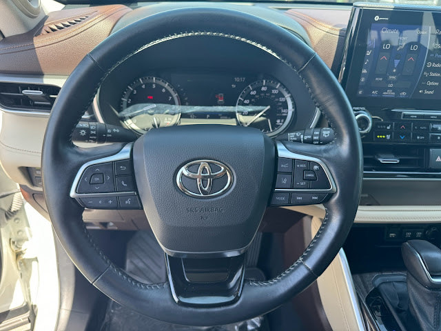 2021 Toyota Highlander Platinum