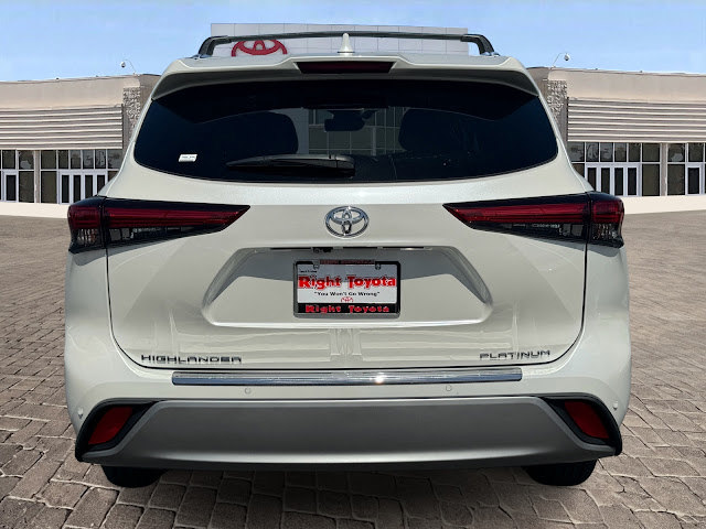 2021 Toyota Highlander Platinum