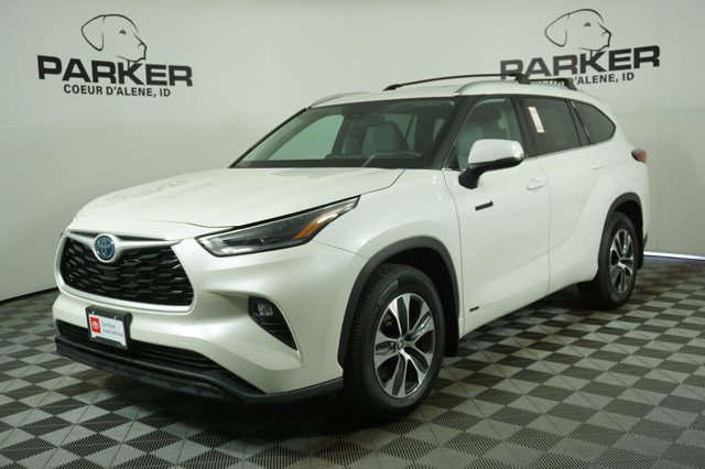 2021 Toyota Highlander Hybrid XLE