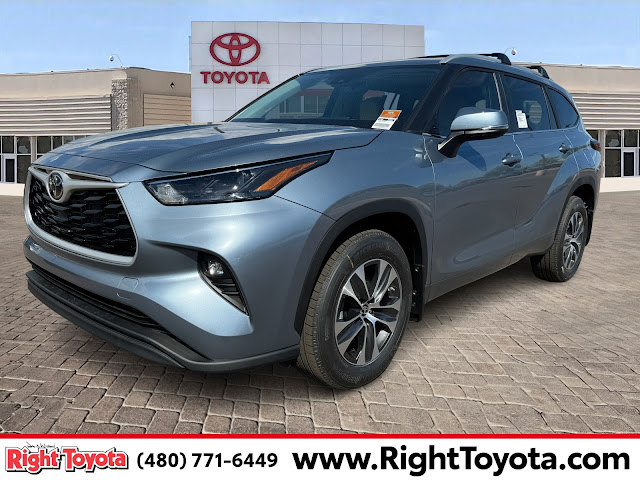 2024 Toyota Highlander XLE