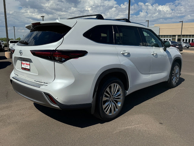 2024 Toyota Highlander Platinum