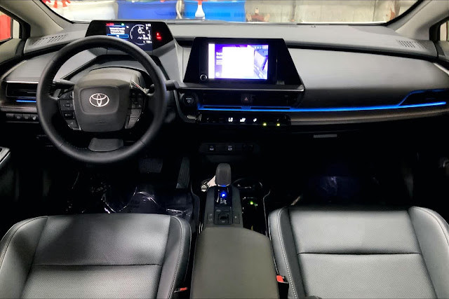 2023 Toyota Prius XLE