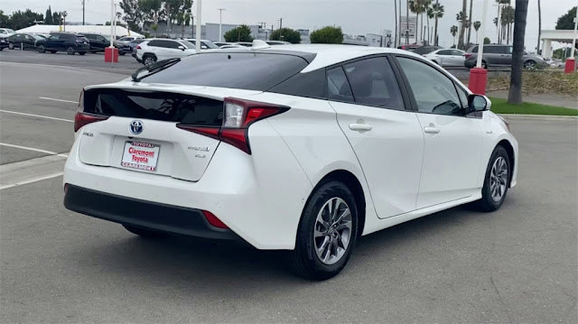 2020 Toyota Prius XLE