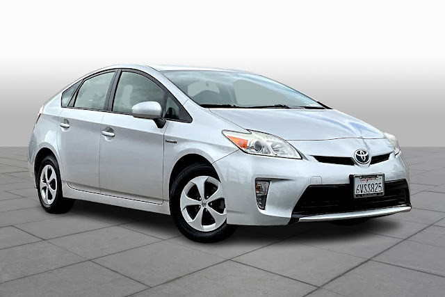 2012 Toyota Prius Two