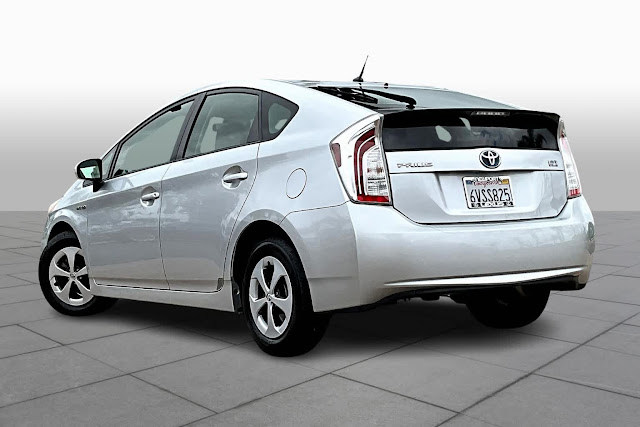 2012 Toyota Prius Two