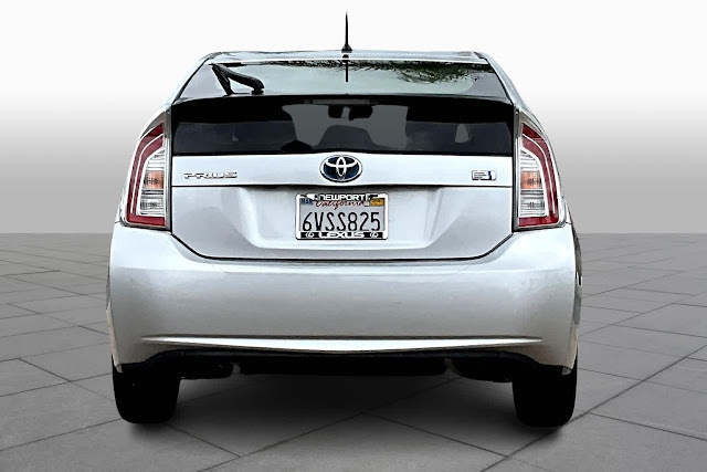 2012 Toyota Prius Two