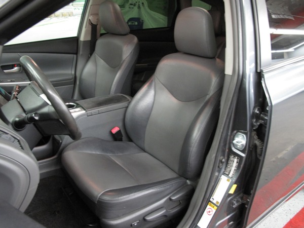 2012 Toyota Prius v Five