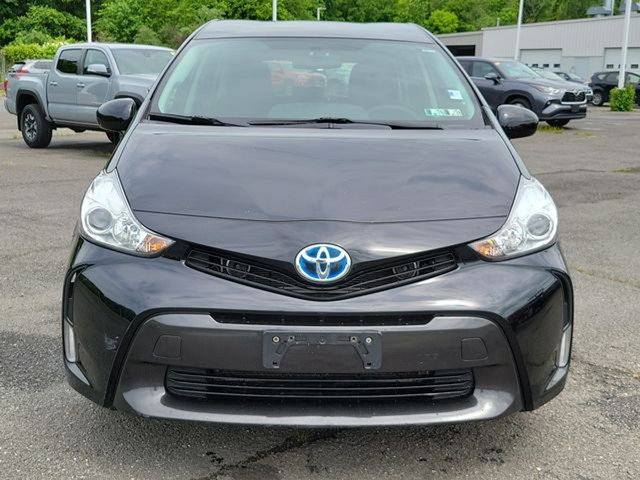 2015 Toyota Prius v Three