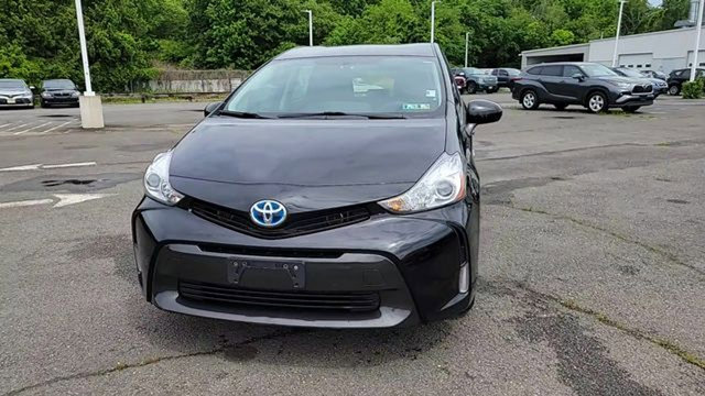 2015 Toyota Prius v Three