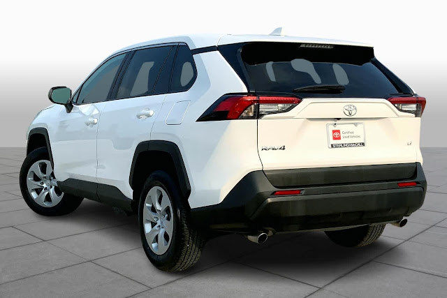 2023 Toyota RAV4 LE