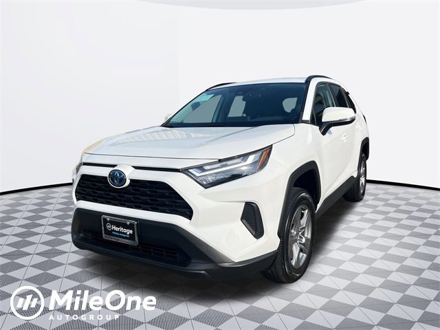 2022 Toyota RAV4 Hybrid XLE