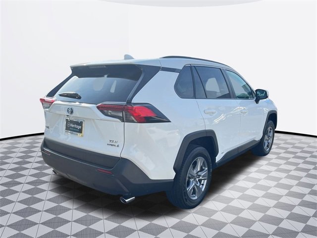 2022 Toyota RAV4 Hybrid XLE