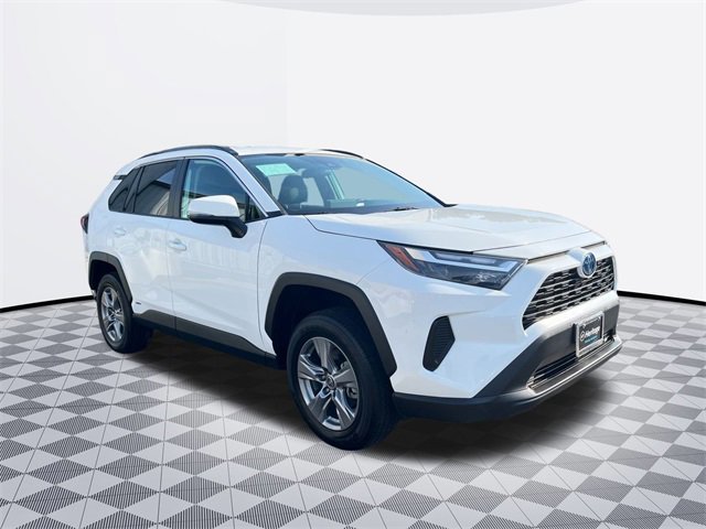 2022 Toyota RAV4 Hybrid XLE