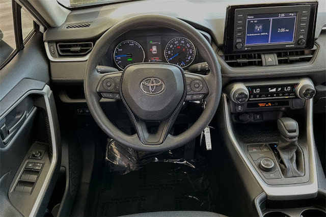 2020 Toyota RAV4 Hybrid LE