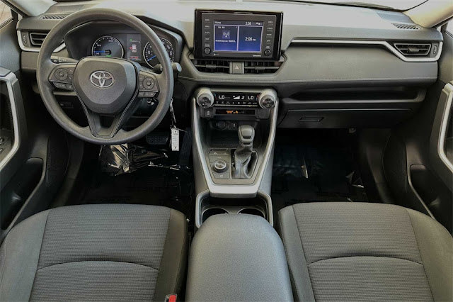 2020 Toyota RAV4 Hybrid LE