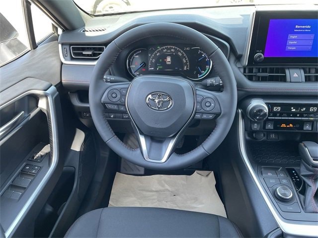 2024 Toyota RAV4 Prime SE