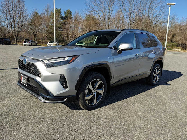 2024 Toyota RAV4 Prime SE