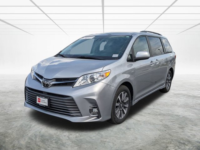 2018 Toyota Sienna XLE Premium