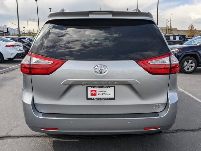 2018 Toyota Sienna XLE Premium