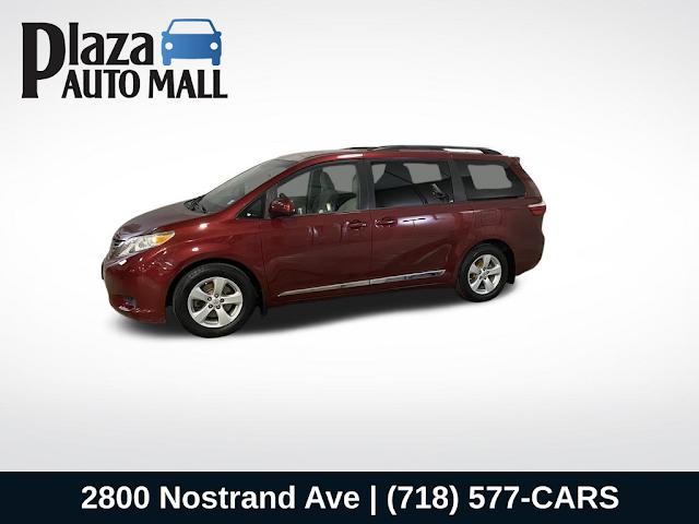 2015 Toyota Sienna LE