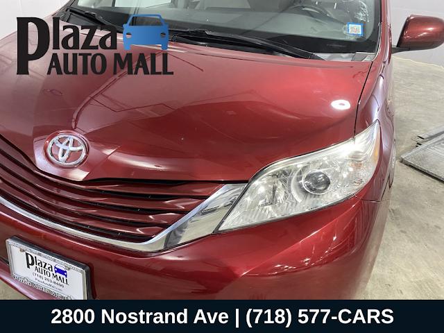 2015 Toyota Sienna LE