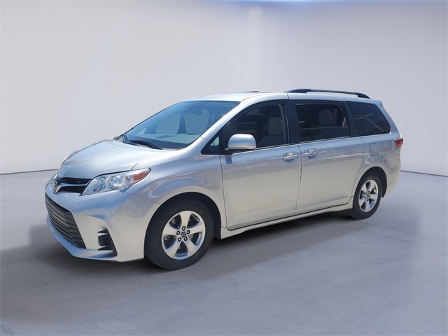 2020 Toyota Sienna LE