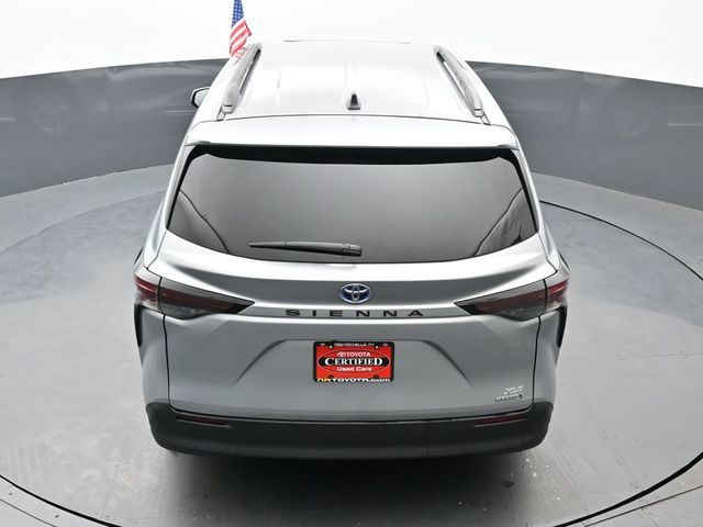 2023 Toyota Sienna XLE