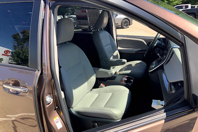 2019 Toyota Sienna Limited Premium