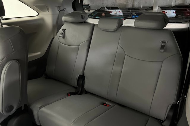 2024 Toyota Sienna Limited