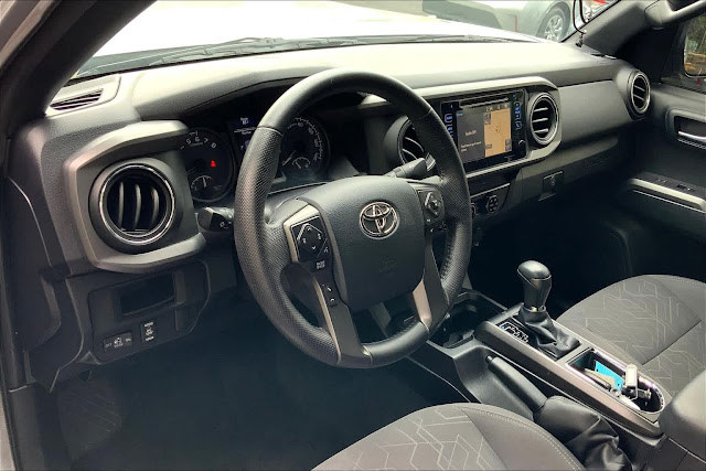 2016 Toyota Tacoma TRD Sport 2WD Double Cab V6 AT