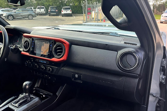 2016 Toyota Tacoma TRD Sport 4WD Double Cab LB V6 AT