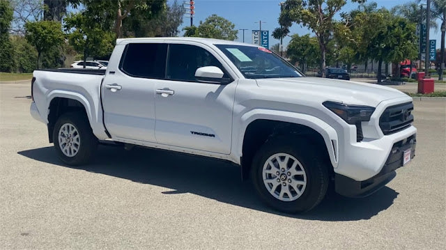 2024 Toyota Tacoma SR5