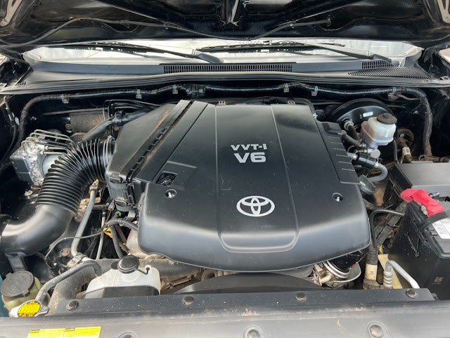 2011 Toyota Tacoma 2WD Double V6 AT PreRunner