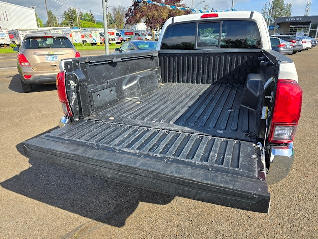 2017 Toyota Tacoma SR5