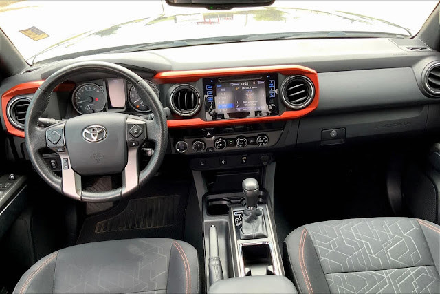 2016 Toyota Tacoma TRD Off Road 4WD Access Cab V6 AT