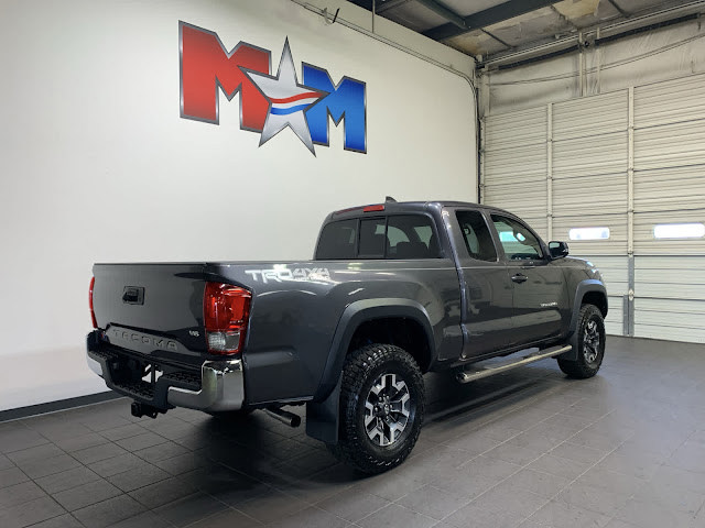 2017 Toyota Tacoma TRD Off Road Access Cab 6 Bed V6 4x4 AT