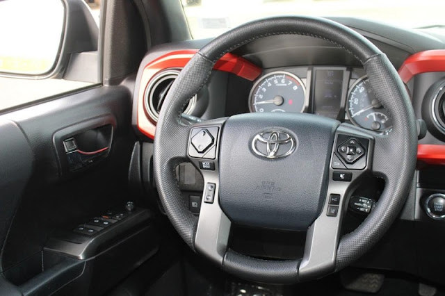 2020 Toyota Tacoma 4WD TRD Off-Road V6