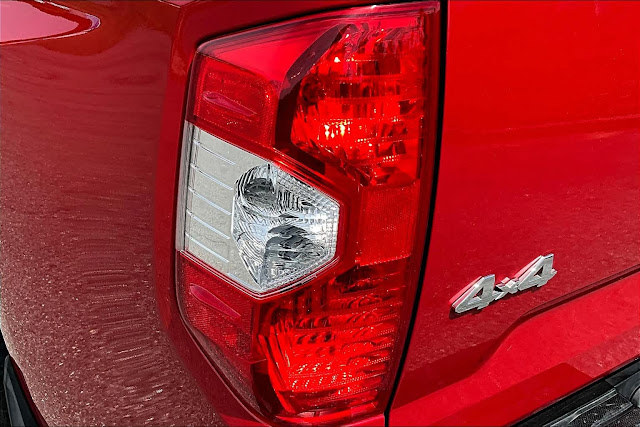 2021 Toyota Tundra Platinum CrewMax 5.5 Bed 5.7L
